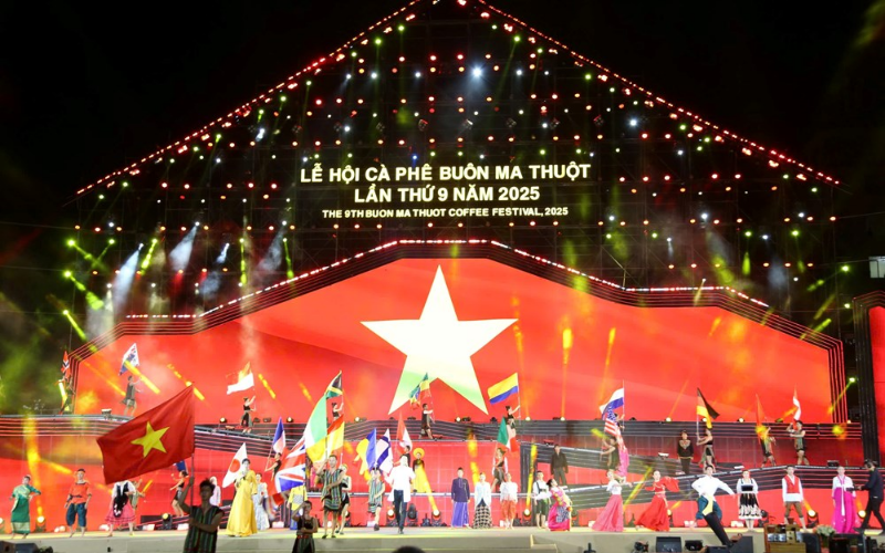 Vì sao Buôn Ma Thuột là tọa độ vàng để mua cà phê nhân xanh?